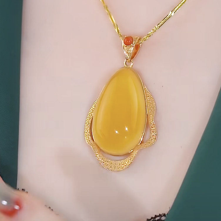 Retro Ice Yellow Agate Stone Necklace