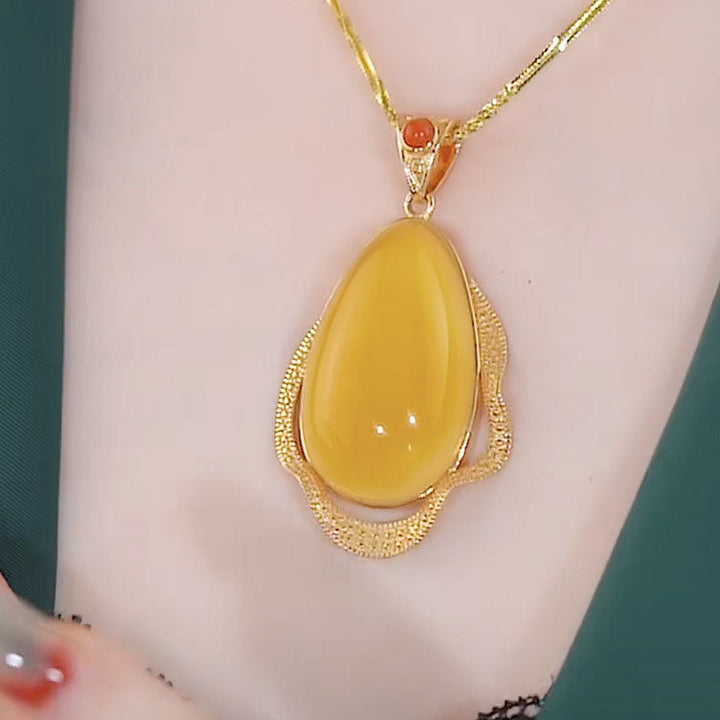 Retro Ice Yellow Agate Stone Necklace